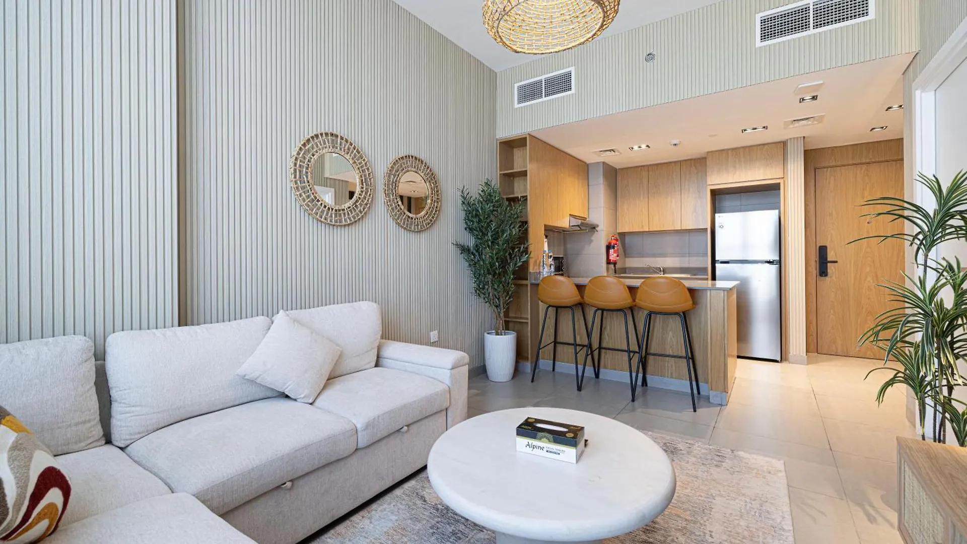1Br Skyline Gem By Blue Cloud Holidays Sharjah Apartment